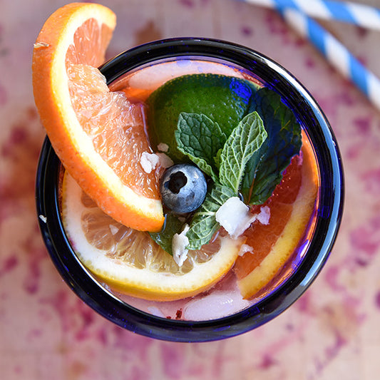 Summer Frizz Açaí Mixed Drink with Berries